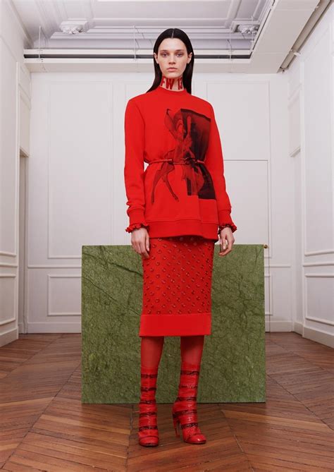 givenchy pays